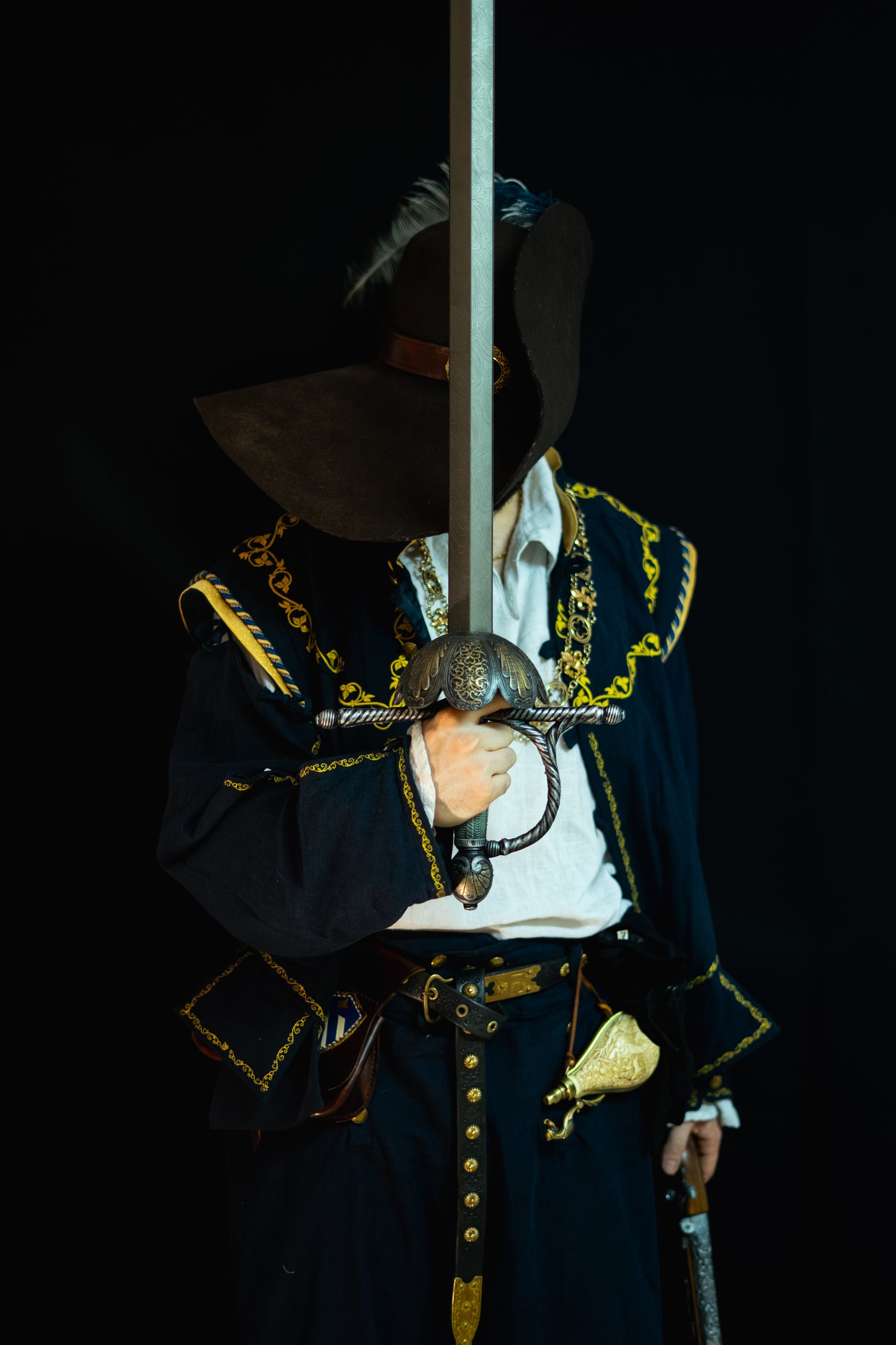Venetian Bloom Rapier D407